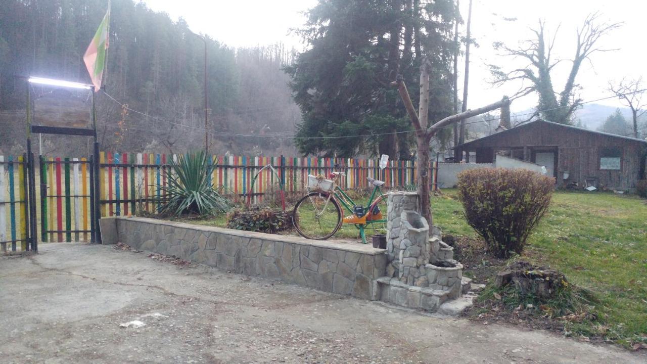 Къща За Гости Дъга Cherni Osum Esterno foto